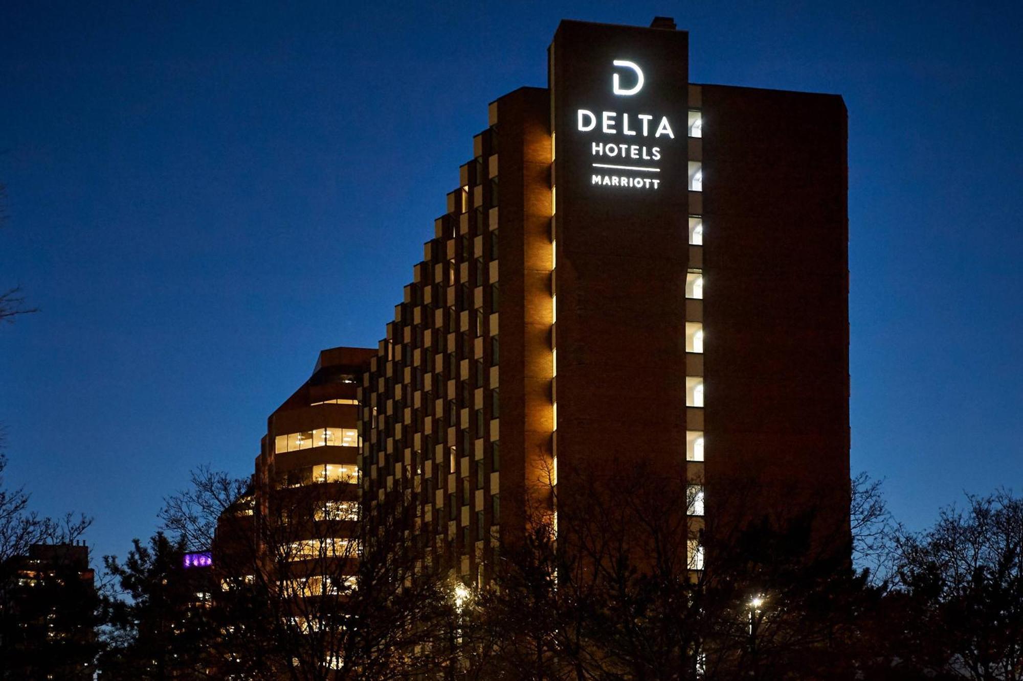 Delta Hotels By Marriott Toronto Миссиссага Экстерьер фото